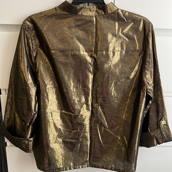 💫Ruby Rd. Metallic Button Down Shirt - Picture 5 of 5